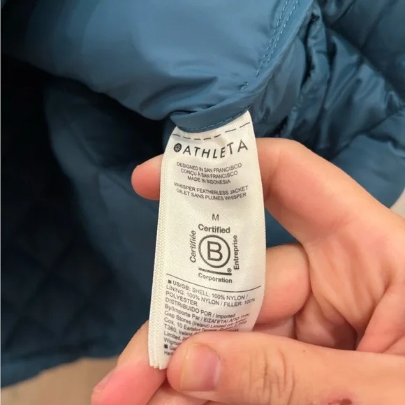 Athleta Whisper Featherless Puffer Quilted Full Zip - Picture 5 of 9